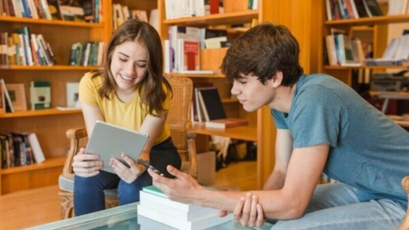 Переход на 12-летку: о таком нововведении для школьников говорить рано, считает глава Минпросвещения